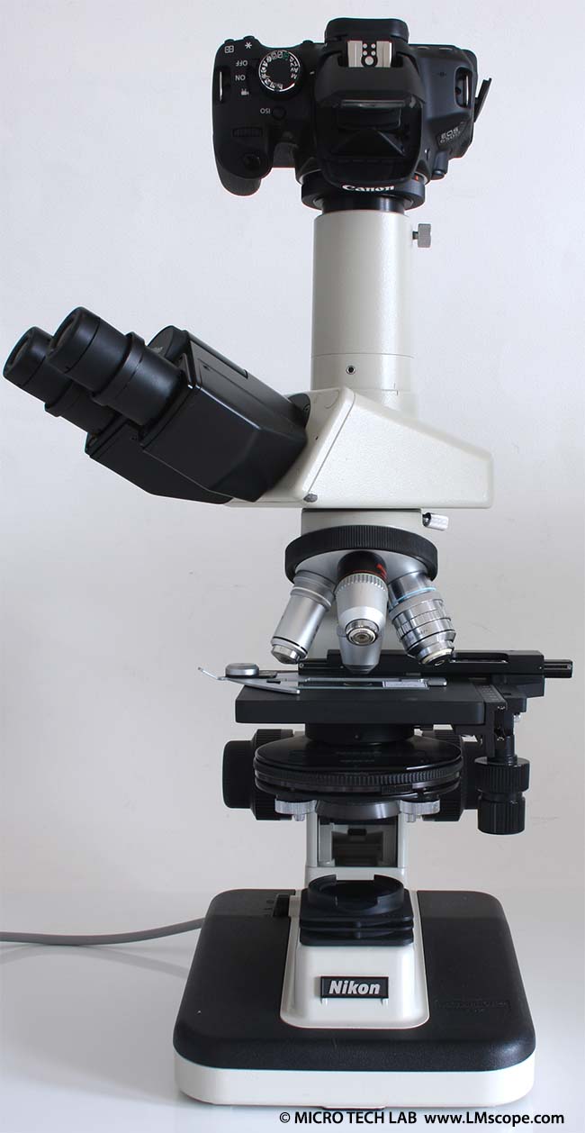 Nikon Stereomkroskope bzw. Nikon Mikroskope mit fix eingebautem V-T Fototubus sind für analoge Microflex-Filmkamera konzipiert.