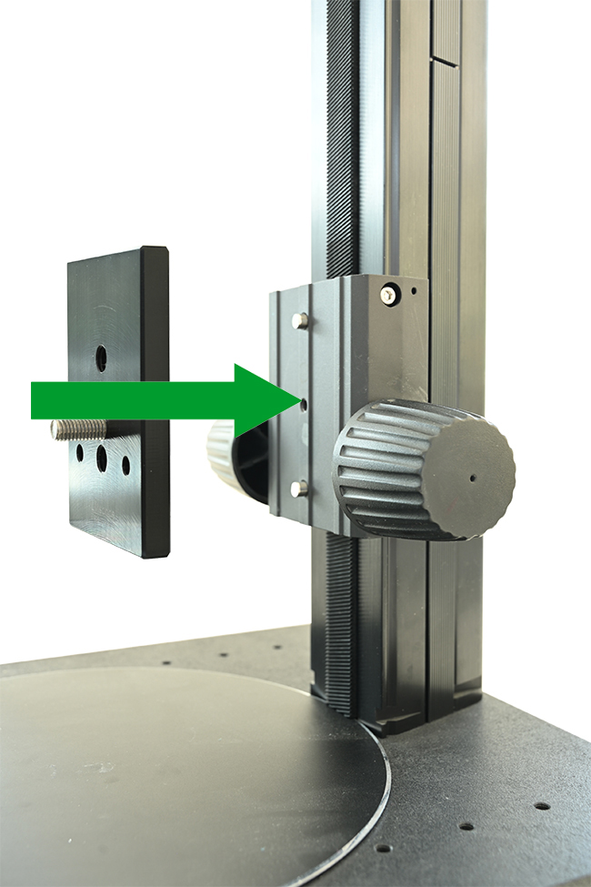 Montage Stackshot Schlitten am LM Makrostativ: Fixieren der Montageplatte am LM Makrostativ6
